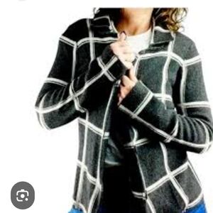 Cashmere Plaid Button-Up Blazer - Gray and Tan